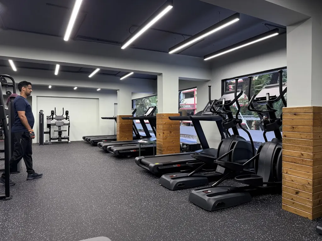 J9 Fitness — Standard Gym in Malad West