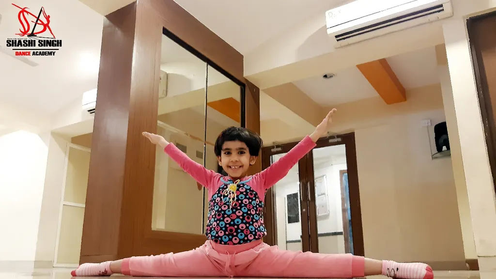 Shashi Singh Dance Academy Kandivali East — Dance in Kandivali East