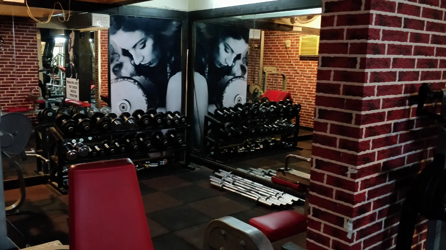 Figure in Health Care, The complete unisex gym — Standard Gym in Dahisar East, Mumbai