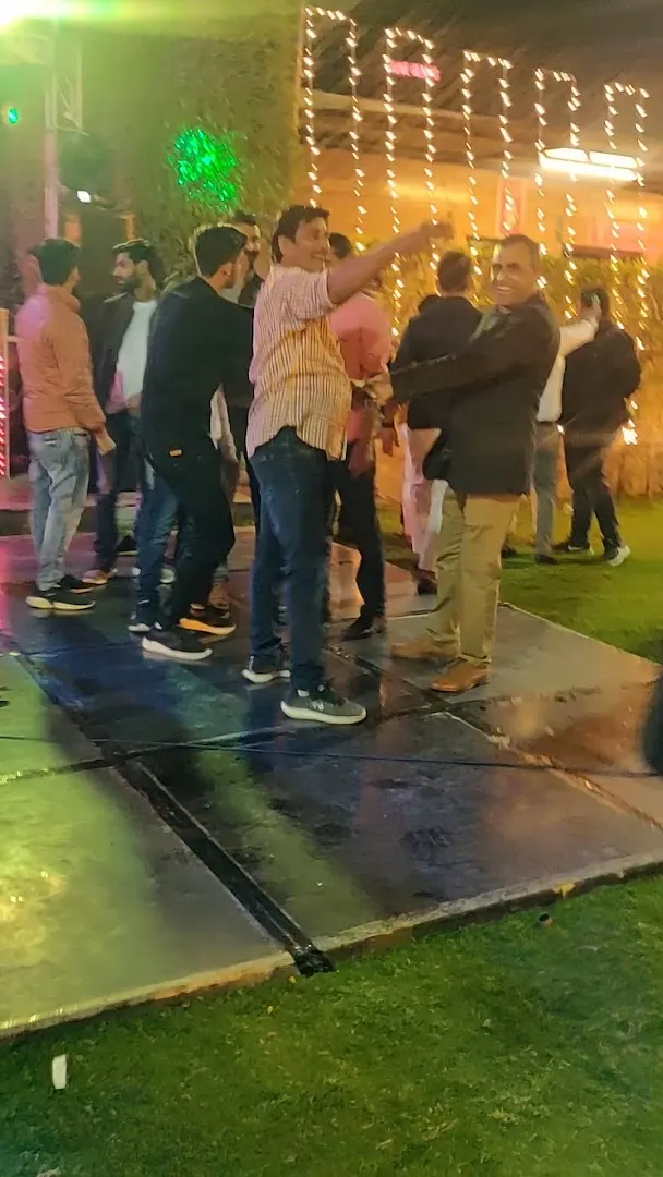 V3G Cricket Academy — Cricket in Raj Nagar Extension