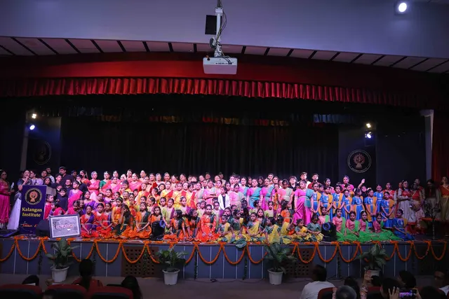 Kalangan Institute of Music & Dance. — Dance in Vaishali