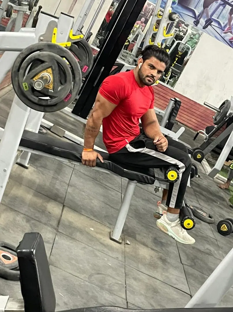 Pure Fitness Unisex Gym photo 1