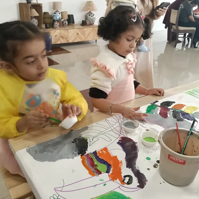 Mad Club — Art & Craft in Sector 15