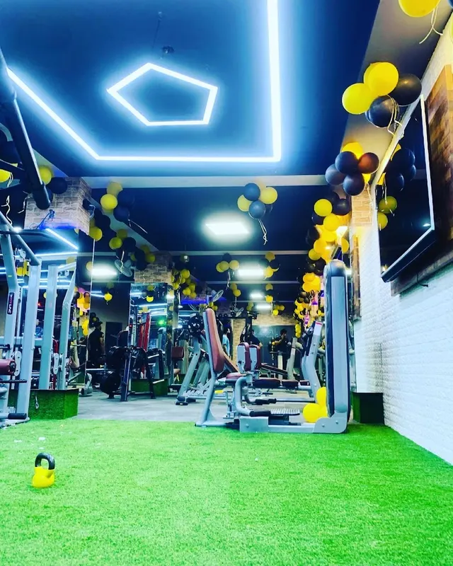 93 Cross Fitness Gym & Spa