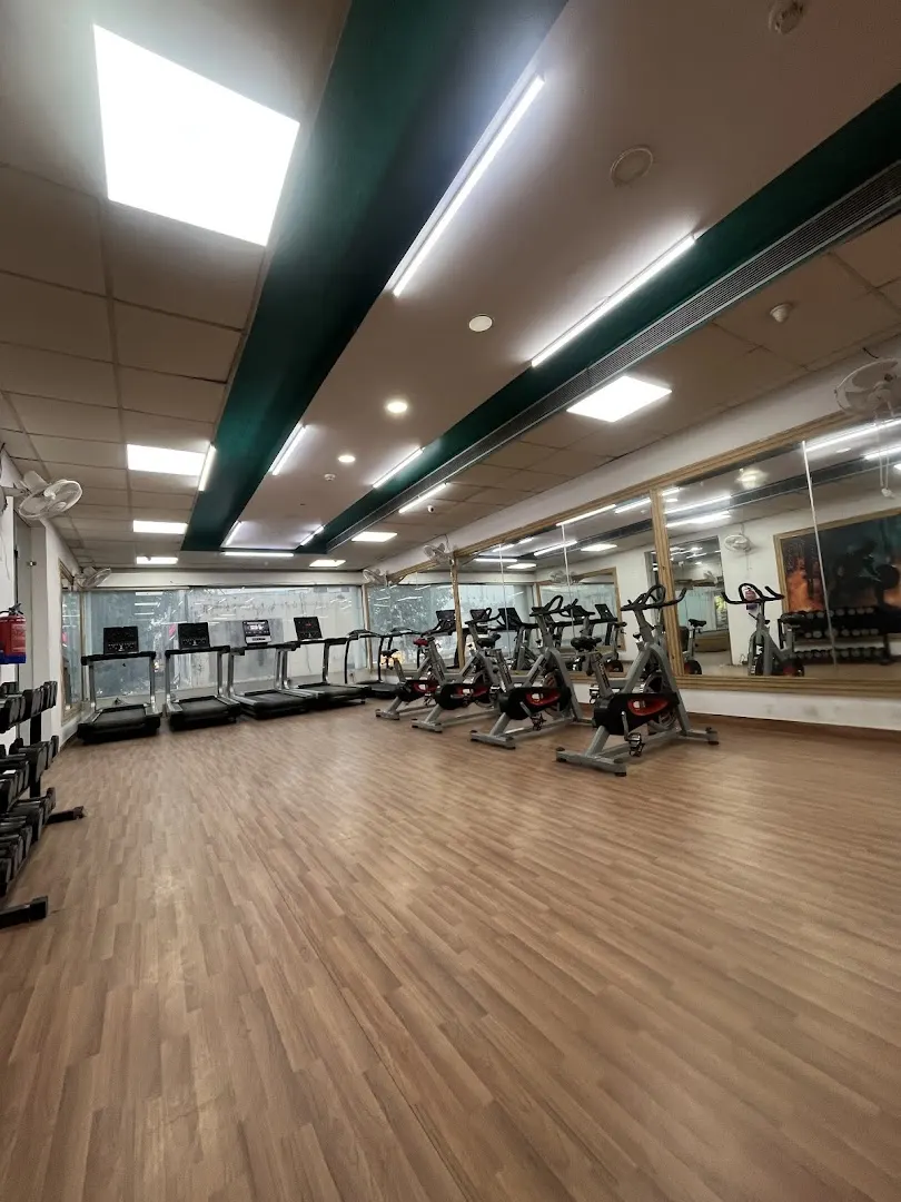 The Wellness Club Gym — Yoga in Sector 23