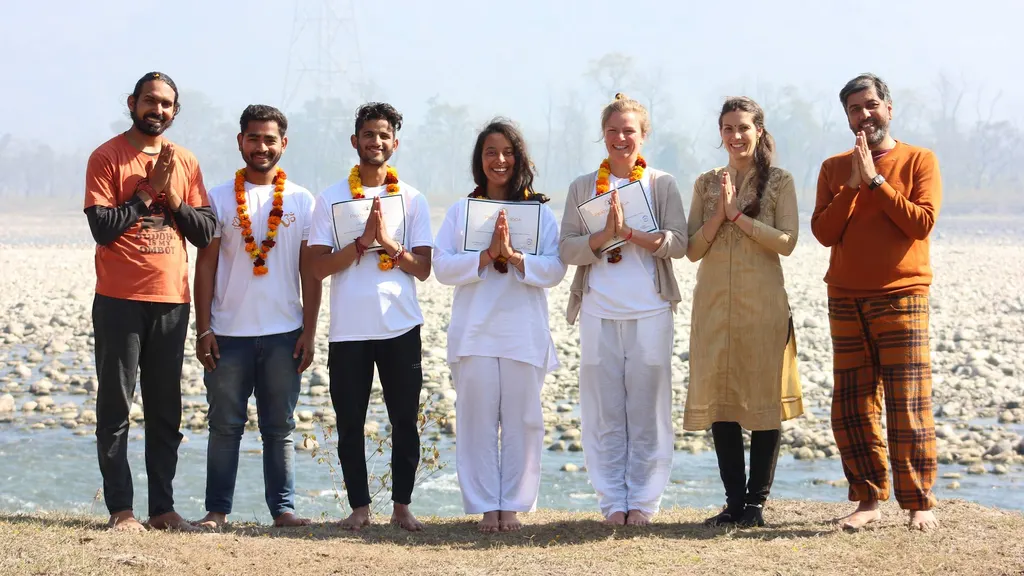 Dhari Yog — Yoga in Sector 1-18