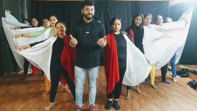 THE DANCEOMANIA, a group of an art performer — Dance in Mandawali