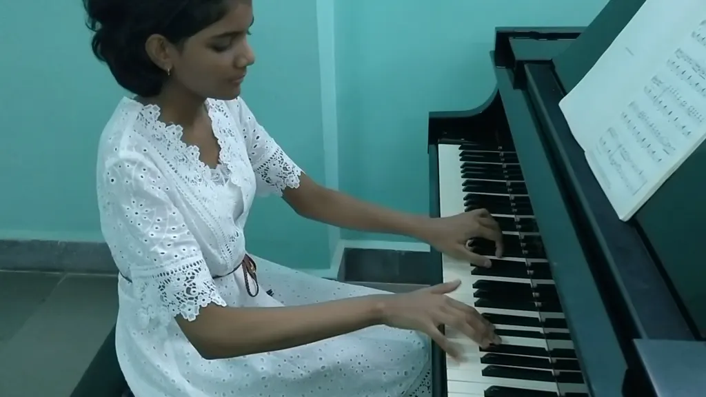 Wi Wurri Key Board Exam Center — Art & Craft in Santacruz West