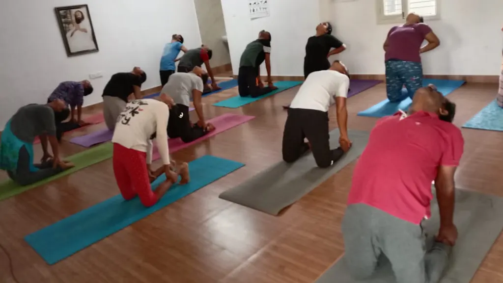Guru yoga — Yoga in Singasandra
