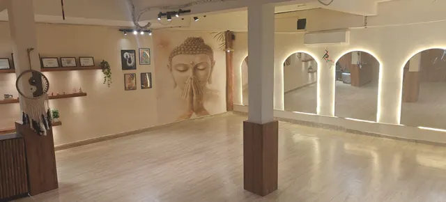 Simple Steps to Wellness — Yoga in Shalimar Bagh