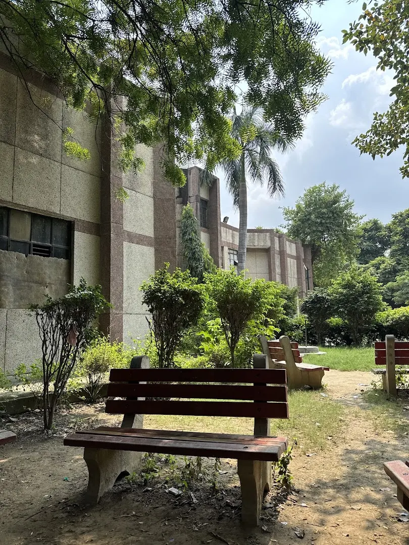 Kirti Nagar Sports Complex — Volleyball in Kirti Nagar, Delhi