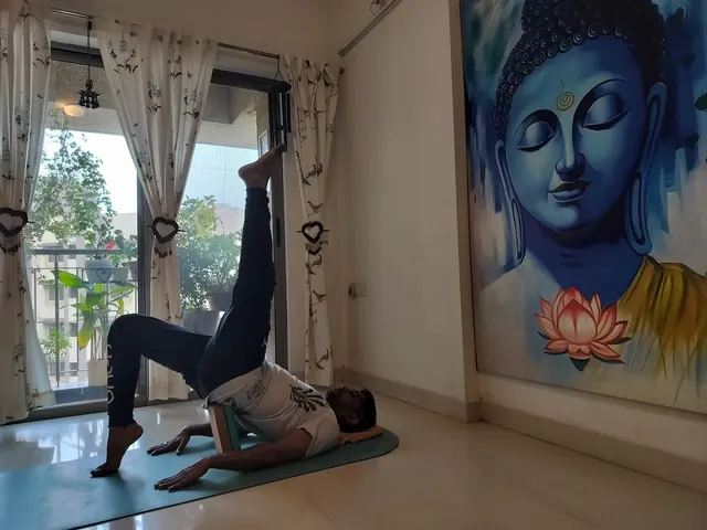 Yoga Burnt — Yoga in CIELO