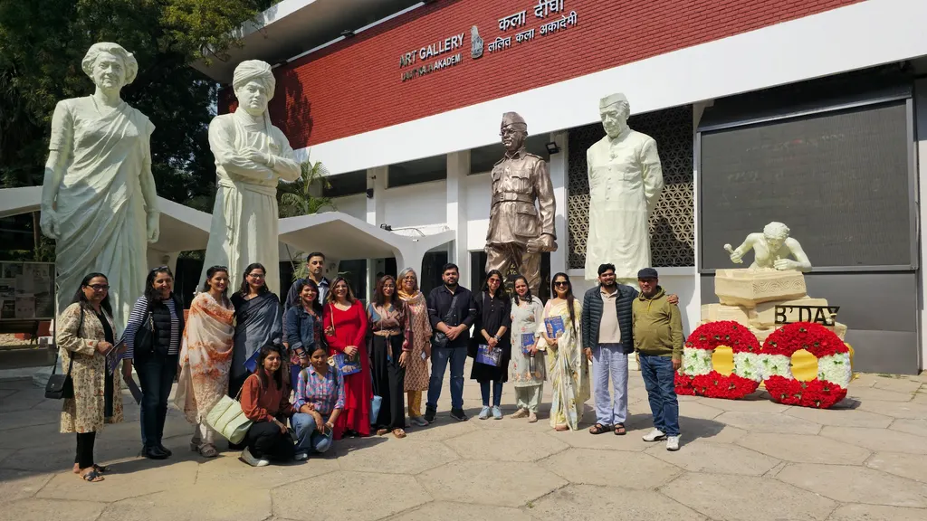 Stroke Art Institute (Regd. with Govt. of N.C.T of Delhi) — Art & Craft in Sector 49