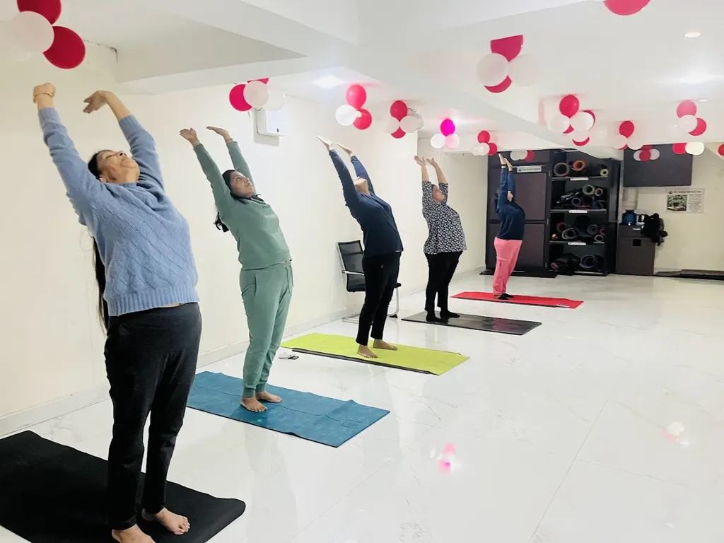 Swadhyaya Yoga — Yoga in Paschim Vihar