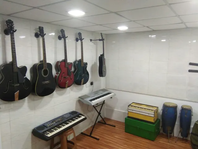 Rockks Music — Music in Airoli