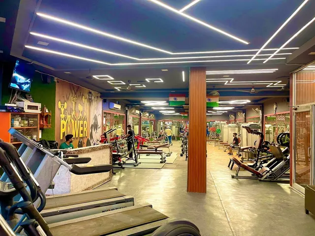 Fitness Freaks Alipur