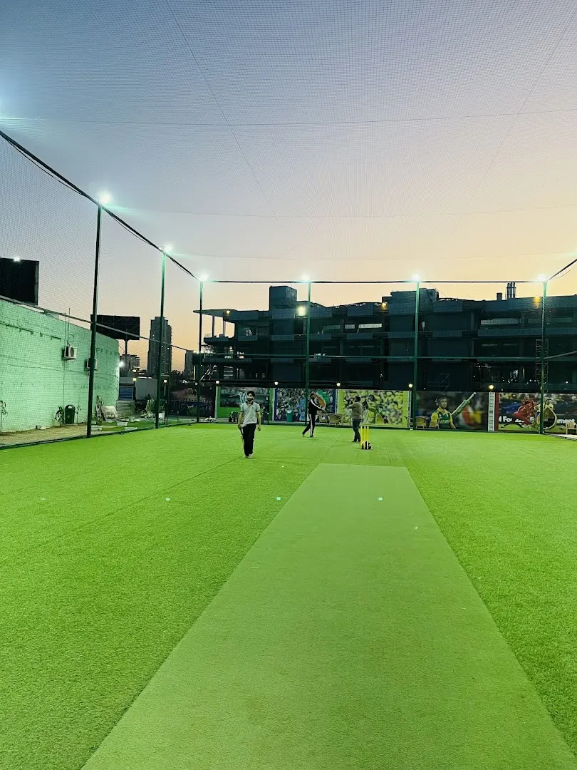 Sports Storm Cricket Box — Cricket in Sector 65
