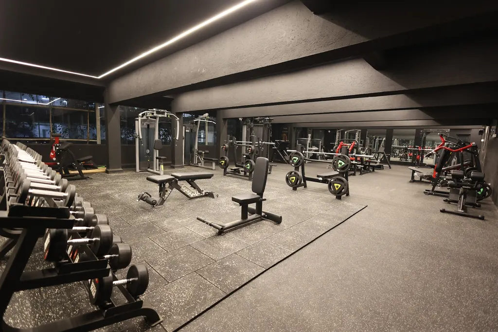 THE GYM CULTURE - Gym in Goregoan | Gym in Mumbai | Celebrity Gym | Fitness Center | Cardio | Gym | Personal Trainer — Yoga in Malad West