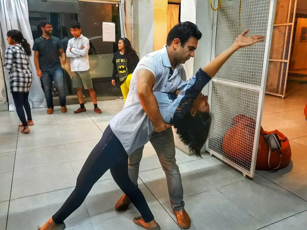 Baile -De- Salon — Dance in Powai