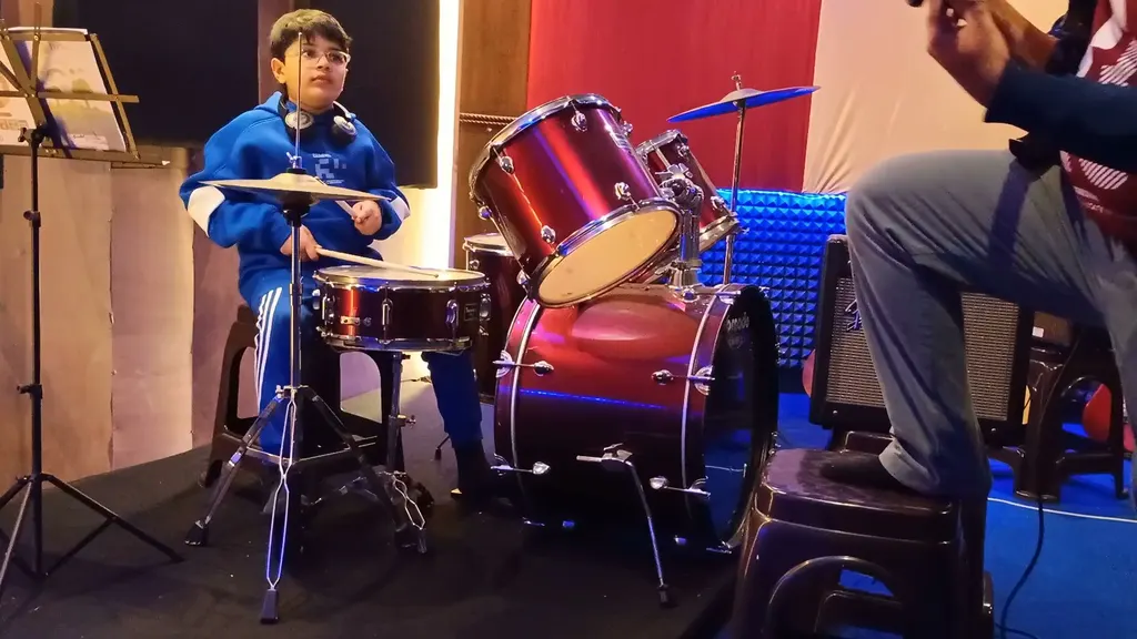 Magic Musicians school of performing arts — Music in Kavi Nagar
