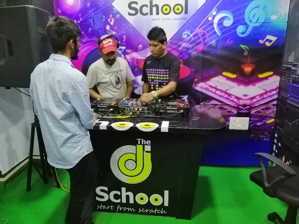 The DJ School — Music in Borivali