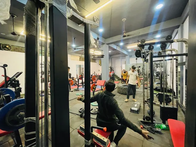 Powerhouse Unisex Gym
