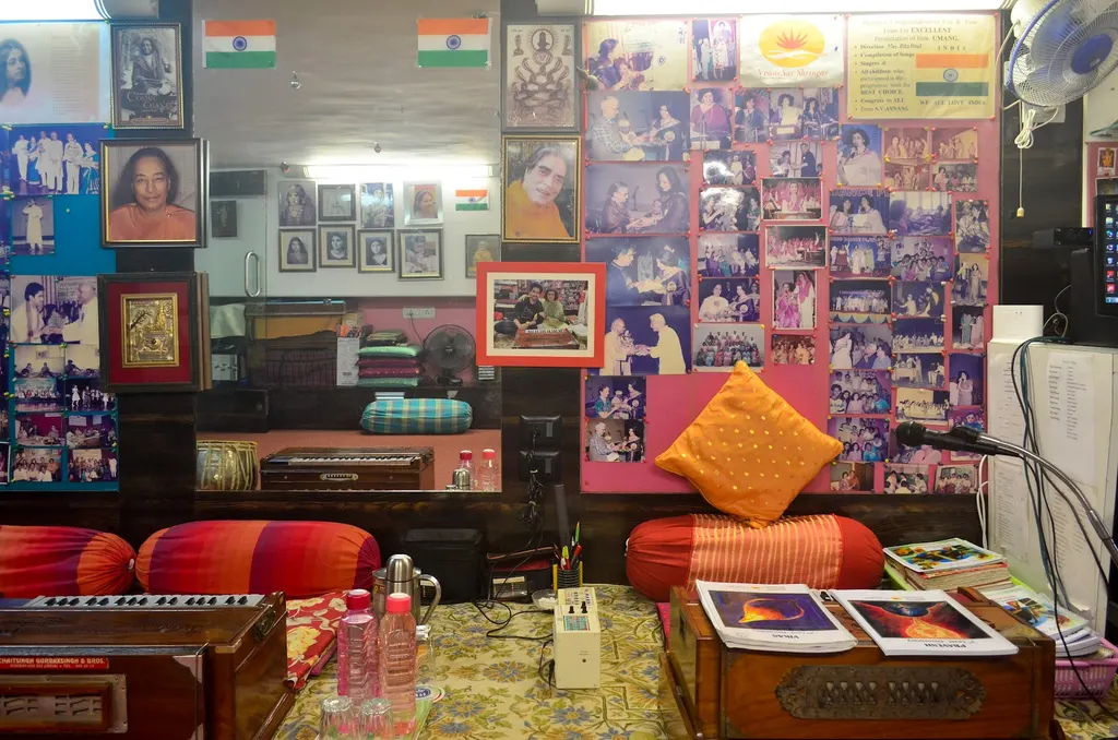 Vinod Sur Shringar — Music in Andheri West