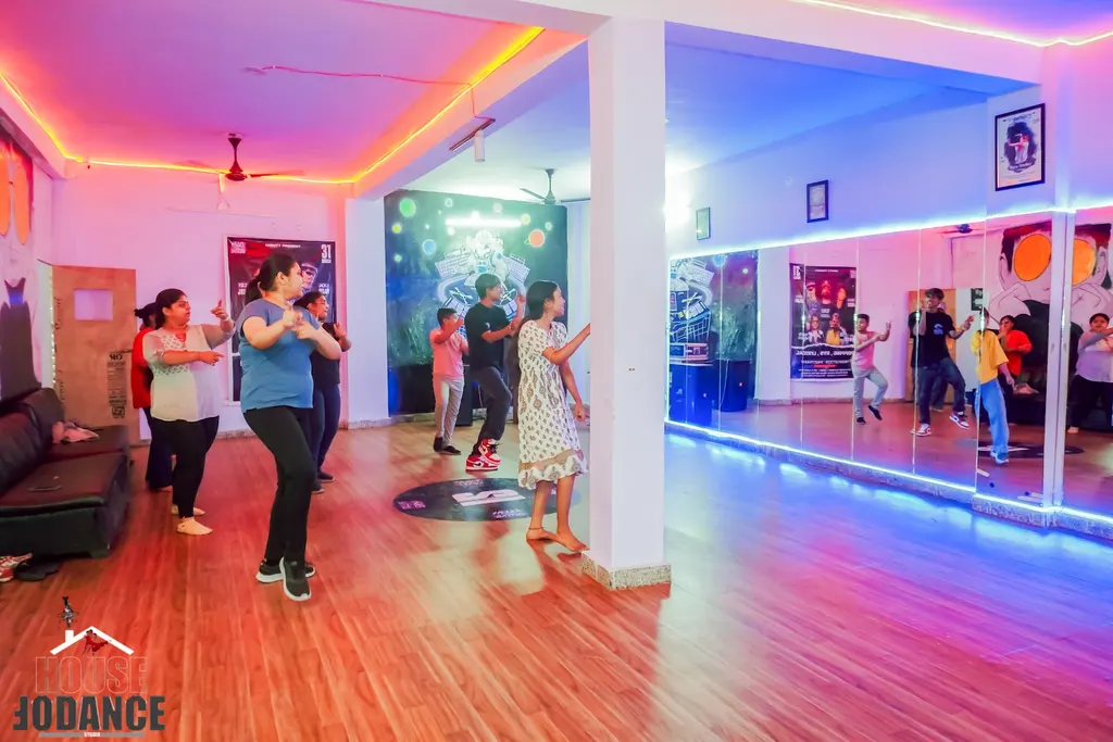 HOUSE OF DANCE STUDIO — Dance in Tri Nagar