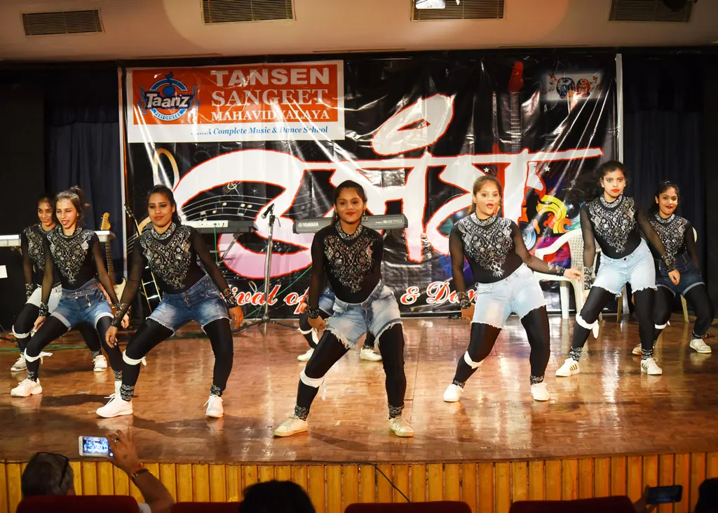 Tansen sangeet Mahavidyalya — Music in New Ashok Nagar