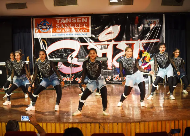 Tansen sangeet Mahavidyalya — Music in New Ashok Nagar