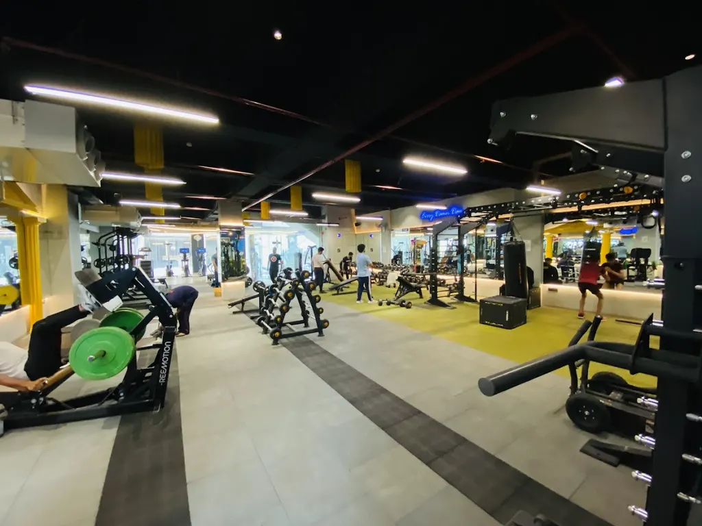 Muscle & Music Club — Strength & Powerlifting in Rohini