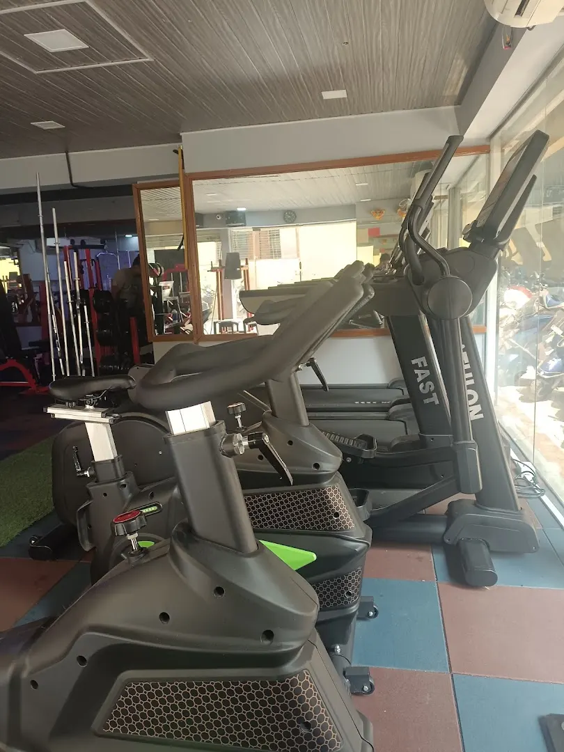 Forever Fitness Gym — Standard Gym in Mahim, Mumbai