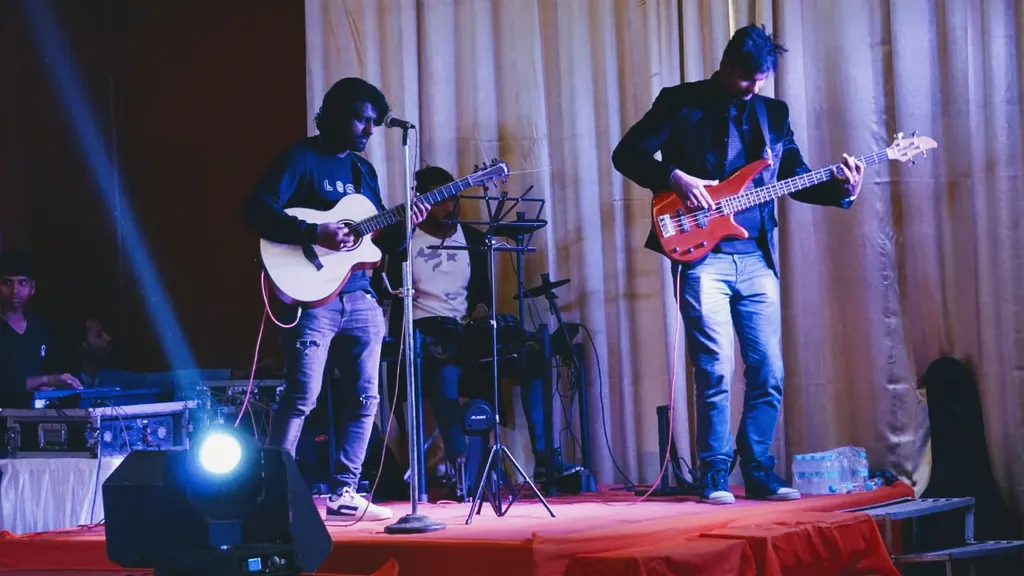 AJ guitar classes — Music in Shastri Nagar