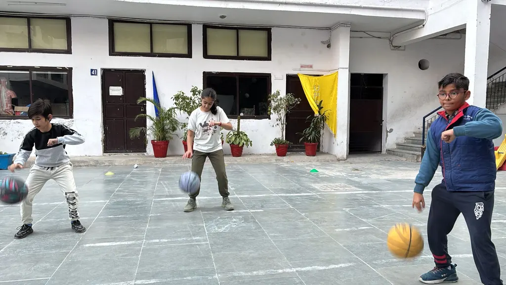 Play2fit Academy — Swimming in Mahavir Enclave
