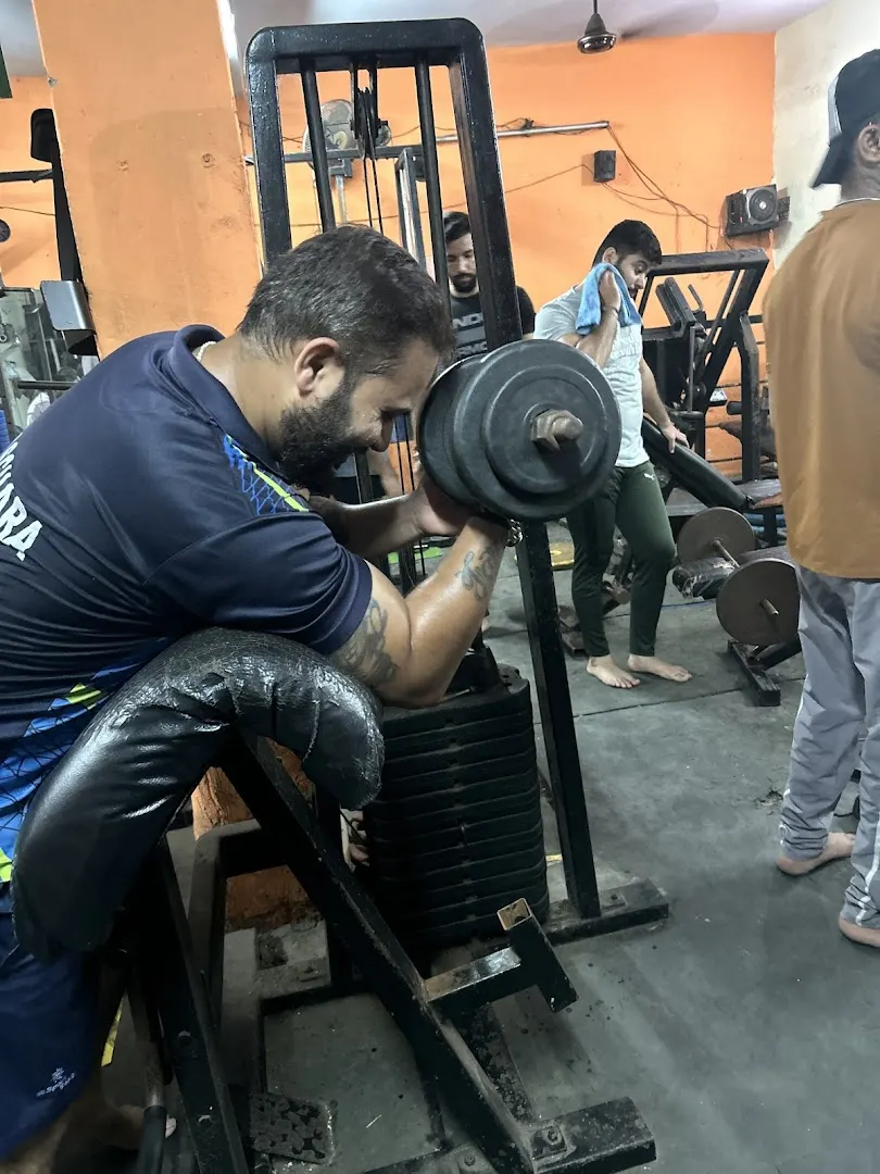 Lalit Health Club — Premium in Dasghara, Delhi