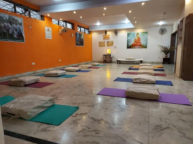 Poorna Yoga Classes — Yoga in Sector 48