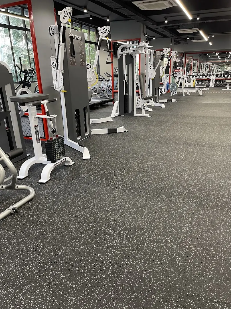 J9 Fitness Borivali — Standard Gym in Borivali West