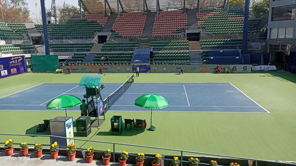 Delhi Lawn Tennis Association — Tennis in Hauz Khas
