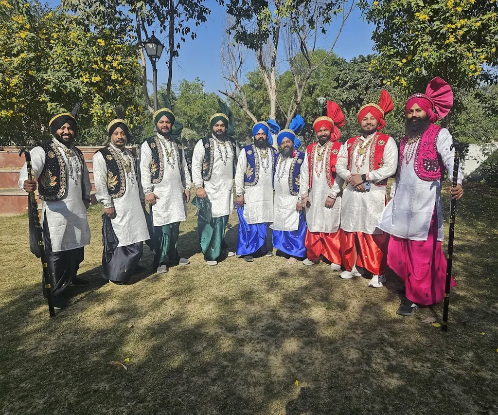Bhangra Beats Classes — Dance in Janakpuri