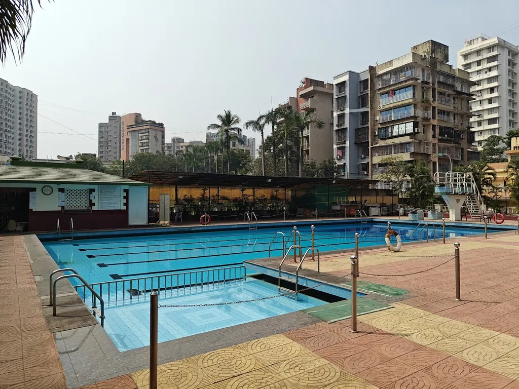Sindhi Society Gymkhana — Swimming in Chembur