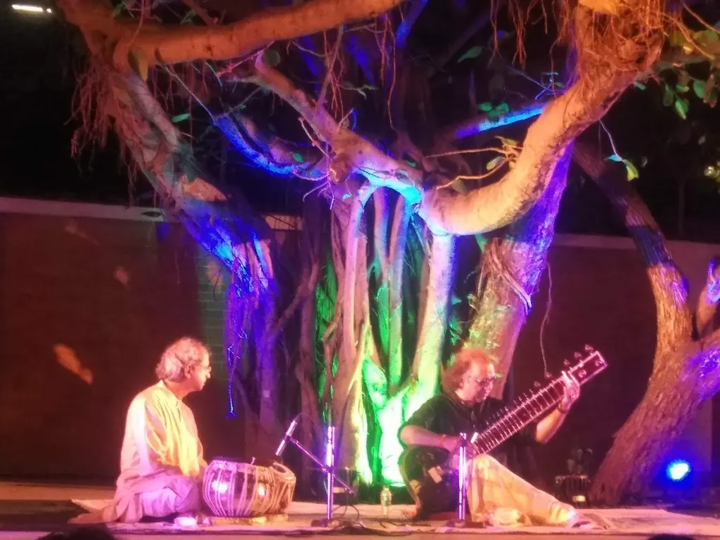 Sangit Mahabharati Vidhyalaya — Music in Vile Parle West