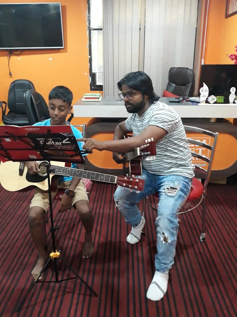 Guitar classes at your door step — Music in Hastsal