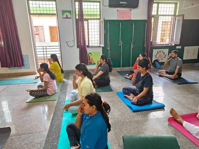 YogPunj — Yoga in Sector 22