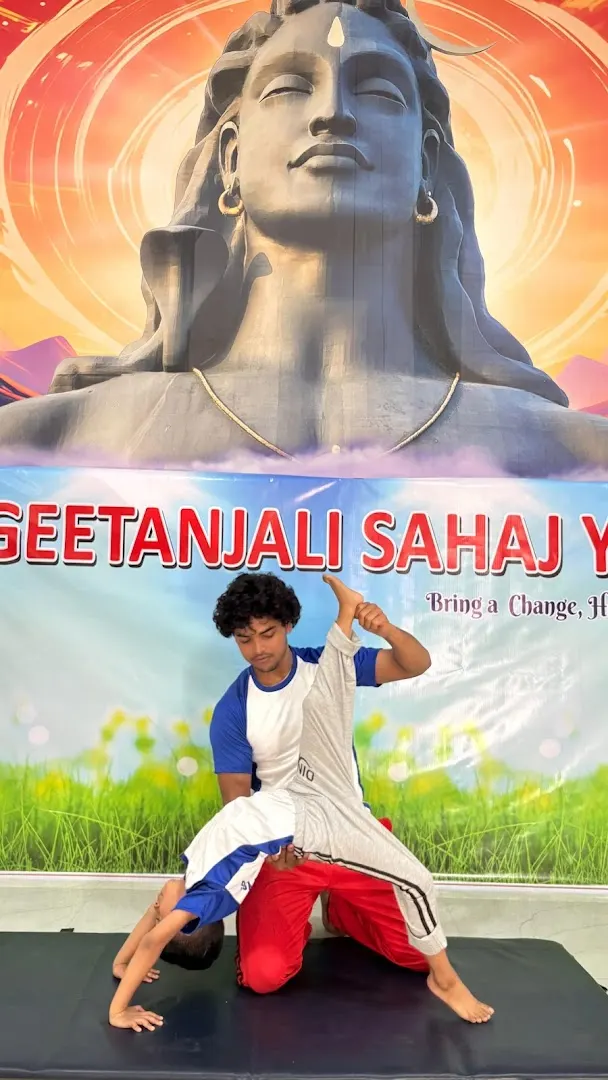 Geetanjali Sahaj Yog — Yoga in Dundahera