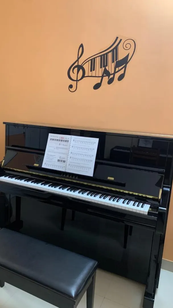 Impromptu Piano Classes — Music in Kalena Agrahara