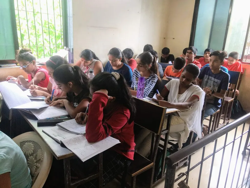 Excellence classes — Coding & Robotics in Powai