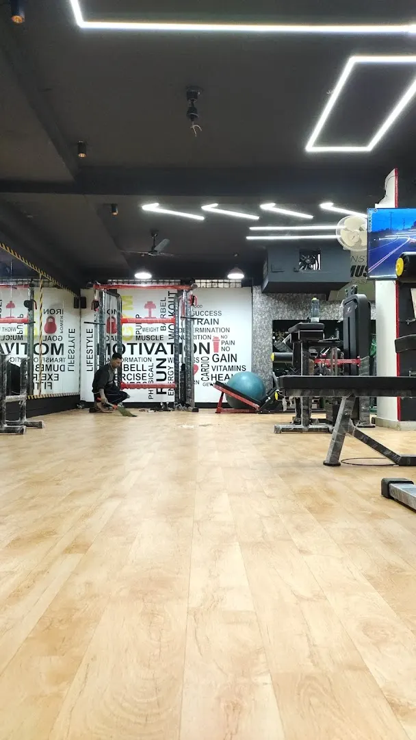 Platinum Gym — Standard Gym in Hari Nagar, Delhi