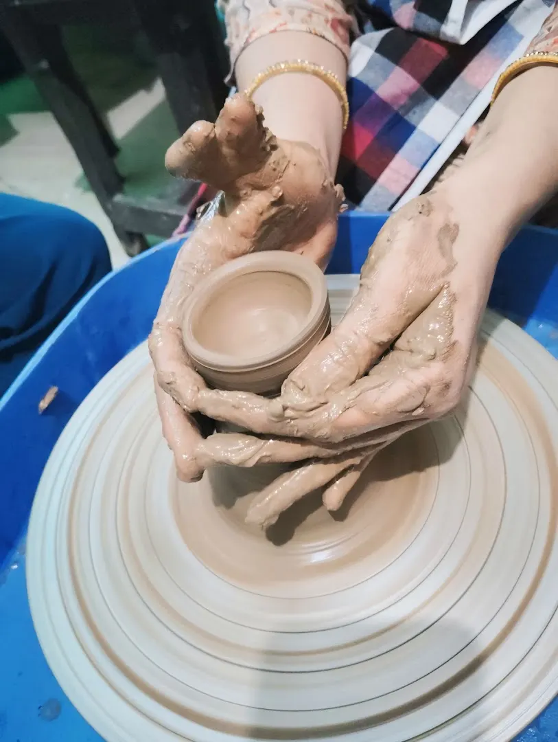 ClayzeeBee — Art & Craft in Paschim Vihar
