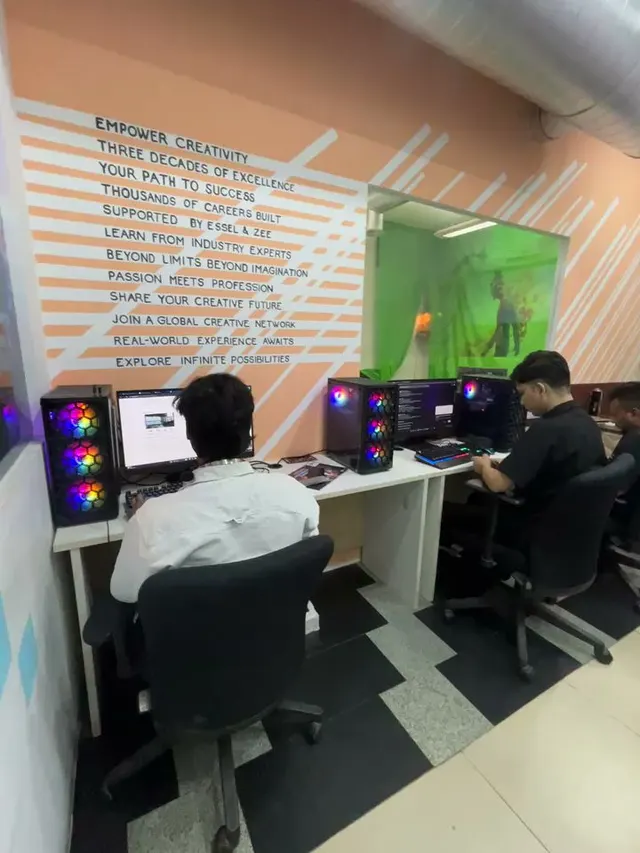 Zica Zima Noida - Zee Institute of Creative Art & Media Arts — Art & Craft in Sector 2