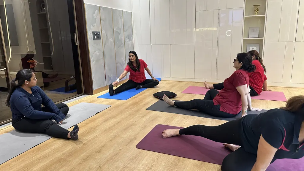 Antas Yog By Indu Jain — Yoga in Pitampura